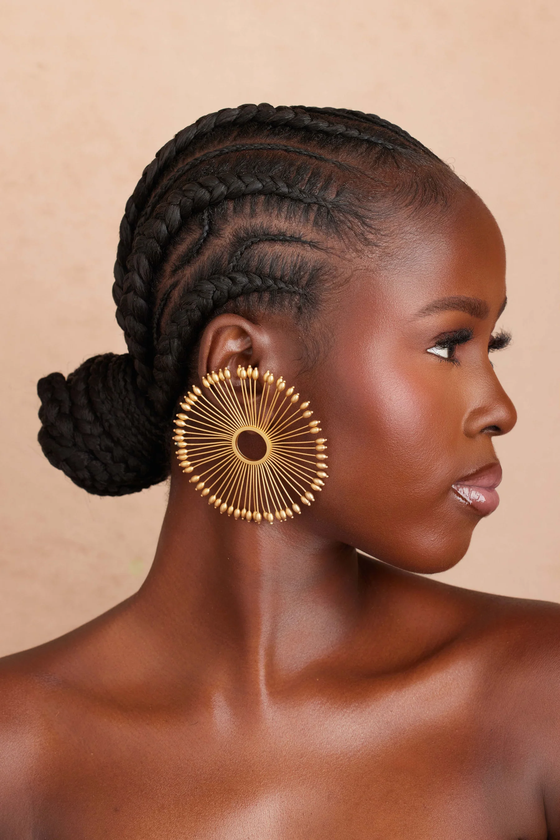 Sculptural Elegance for Every Day